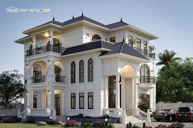 Mẫu nhà 3 tầng thiết kế theo phong cách tân cổ điển có ban công rộng bố trí nhiều cây cảnh
