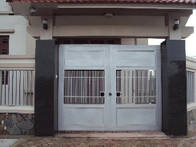 Trụ cổng ngõ đẹp hài hòa với không gian