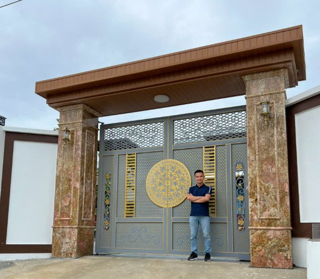 Trụ cổng tân cổ điển