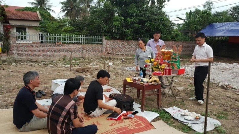 Thủ tục nhập trạch khi mượn tuổi làm nhà người trên 70