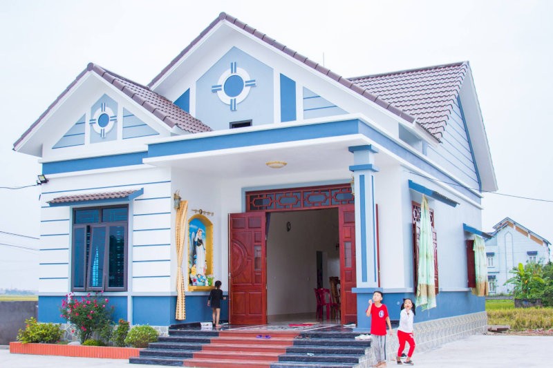 Nhà cấp 4 mái Thái nổi bật với thiết kế mái dốc thanh thoát, thoáng mát và thẩm mỹ cao