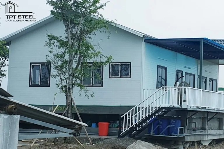 Nhà tiền chế tấm panel