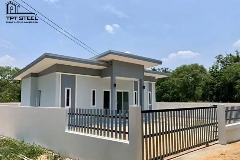 Nhà tiền chế cấp 4 tấm panel