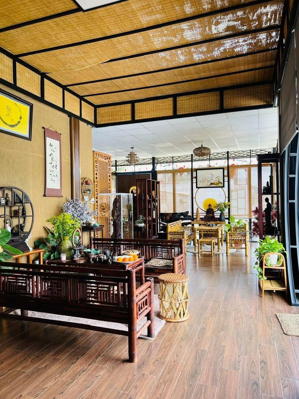 Không gian trang trí nội thất tre sạng trọng, đẹp mắt do Đan Trà cung cấp