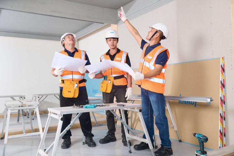 Ứng dụng trần và vách thạch cao giúp ngôi nhà cấp 4 đẹp, nhẹ và dễ thi công