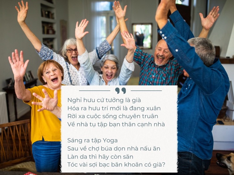 Một người lớn tuổi đang vui vẻ tham gia hoạt động ngoài trời